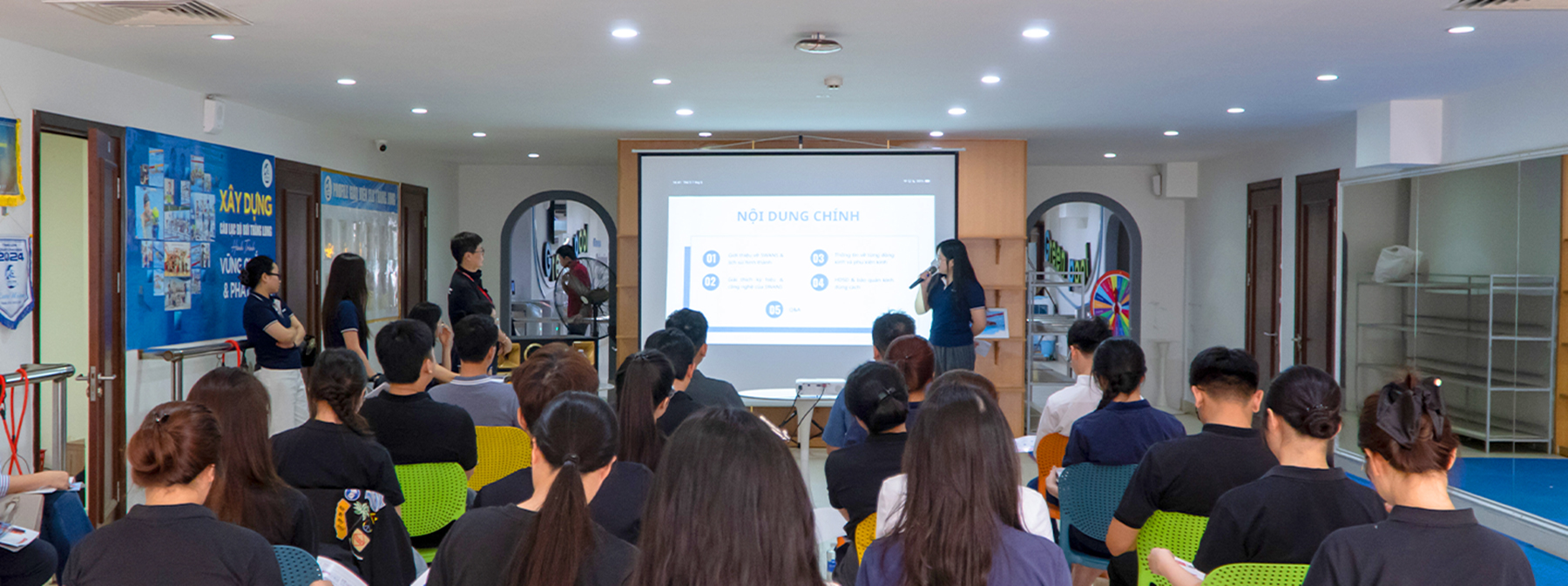 SWANS x GREEN POOL – THAM QUAN & TRAINING SẢN PHẨM KÍNH BƠI